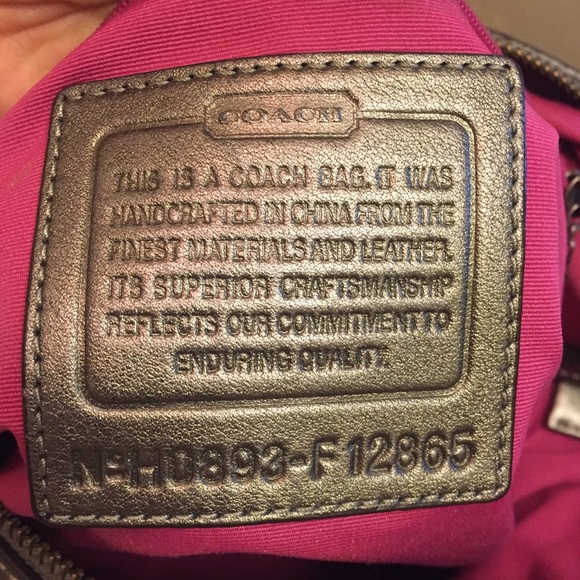 Coach Patchwork Large Purse - Picture 13 of 16